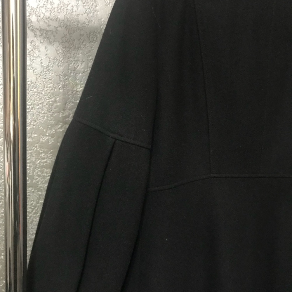 Coat - Picture 5 of 7